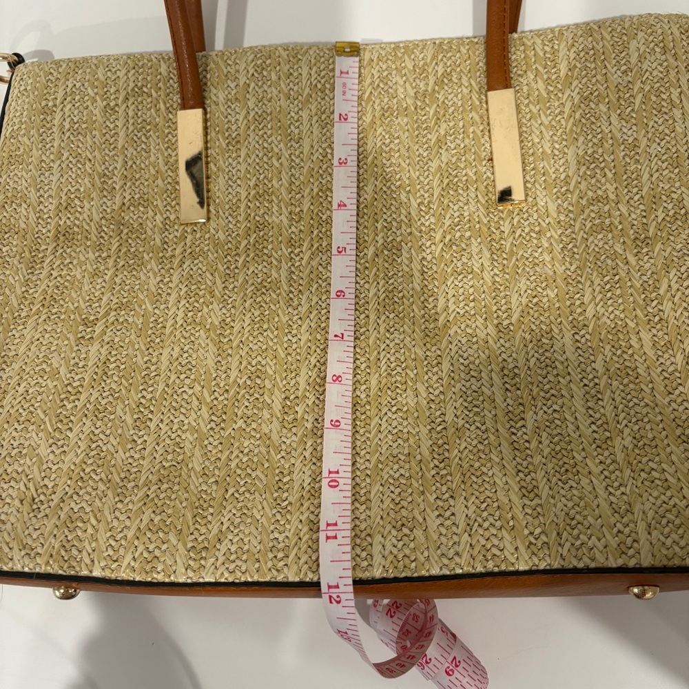 Atrie Tote - Picture 6 of 12